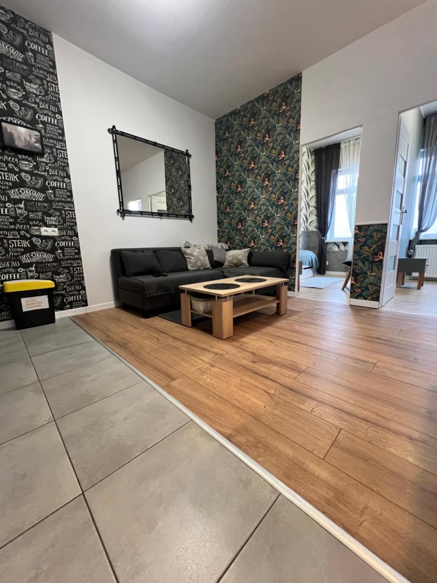 Apartamenty Cieplicka 20A เยเลเนียกูรา ภายนอก รูปภาพ
